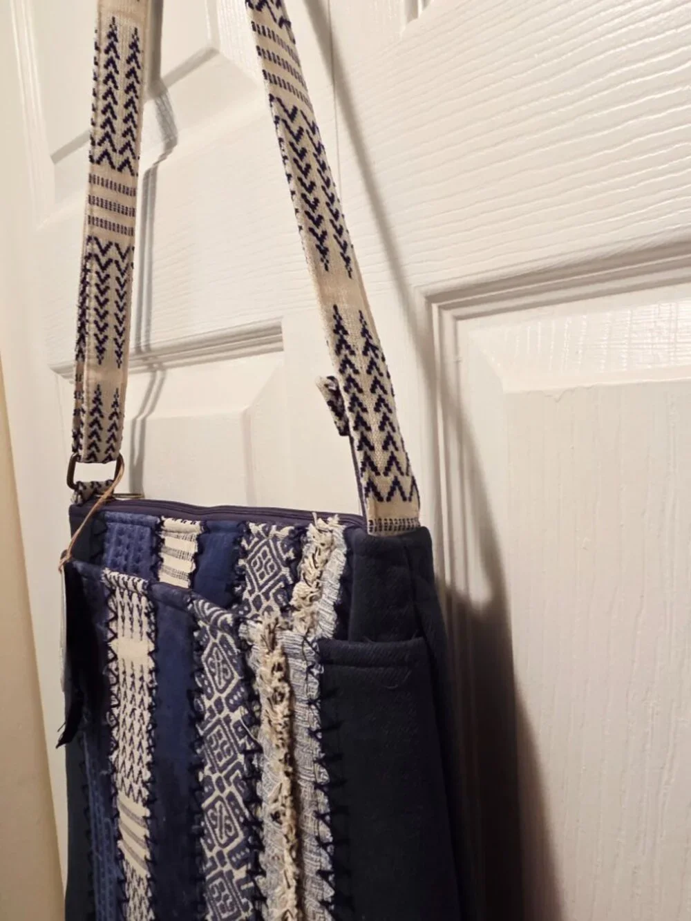 DEMDACO Your Journey Indigo Crossbody Bag - Blue/Cream - Size Medium NWT